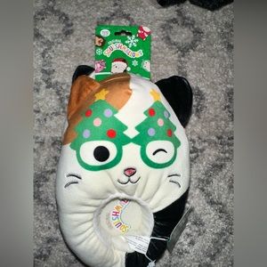 Kids Squishmallows slippers. Size 11/12. NWT.